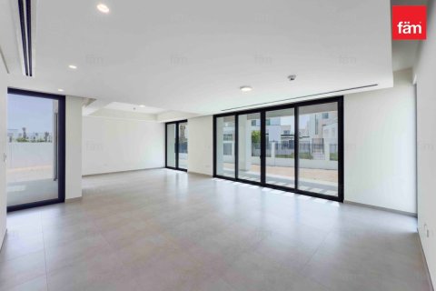 Снять в аренду виллу в Дубае: 4 спальни, 549.8м², № 50804 - фото 10