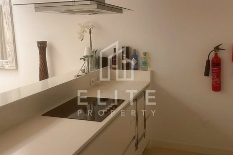 Appartement à Dubai, 2 chambres, 135 m², № 38678 - photo 10