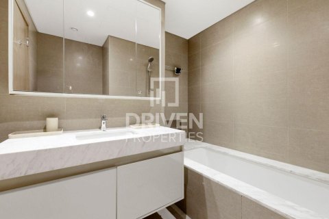 Снять в аренду квартиру в Burj Royale, Даунтаун Дубай (Даунтаун Бурдж Дубай), Дубай: 3 спальни, 127.09м², № 128689 - фото 17