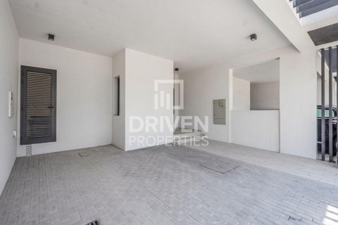 Villa in EMAAR South, Dubai South (Dubai World Central), Dubai 3 bedrooms, 141.03 sq.m. № 128699 - photo 24