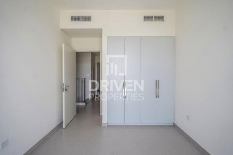 Villa in EMAAR South, Dubai South (Dubai World Central), Dubai 3 bedrooms, 141.03 sq.m. № 128699 - photo 10