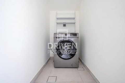 Villa in EMAAR South, Dubai South (Dubai World Central), Dubai 3 bedrooms, 141.03 sq.m. № 128699 - photo 13