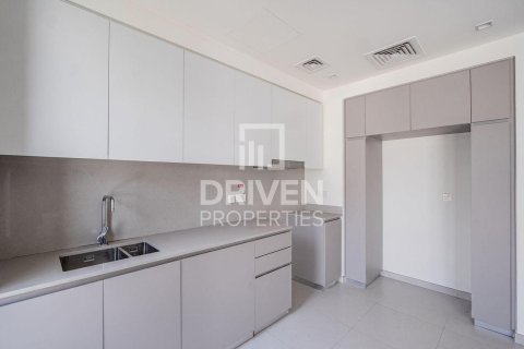 Villa in EMAAR South, Dubai South (Dubai World Central), Dubai 3 bedrooms, 141.03 sq.m. № 128699 - photo 5
