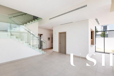 Villa in Al Furjan, Dubai 4 bedrooms, 358 sq.m. № 39117 - photo 12