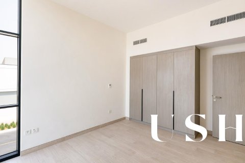 Villa in Al Furjan, Dubai 4 bedrooms, 358 sq.m. № 39117 - photo 14