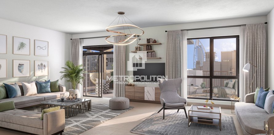 Квартира в Madinat Jumeirah Living, Умм-Сукейм, Дубай, 4 спальни, 305м², № 15930