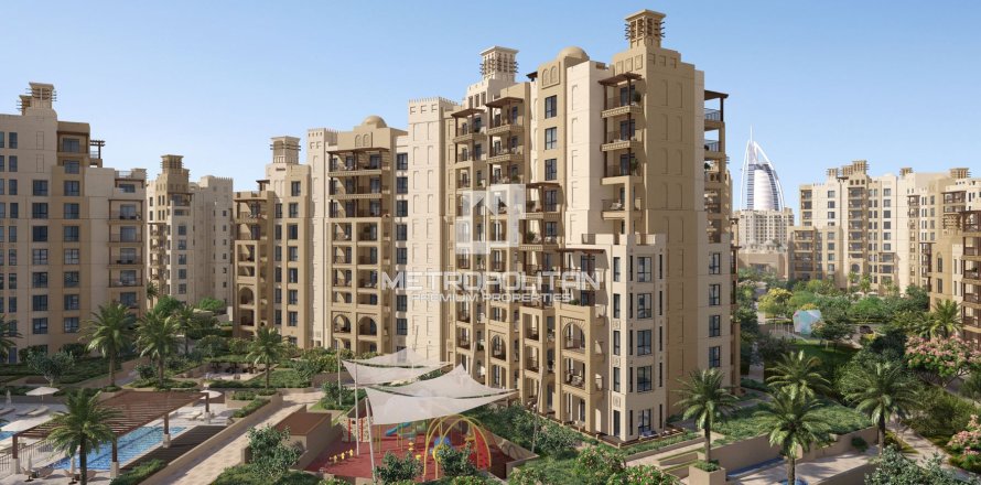 Квартира в Madinat Jumeirah Living, Умм-Сукейм, Дубай, 3 спальни, 173м², № 15931