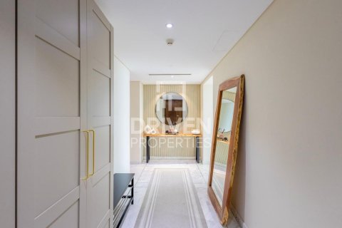 Купить квартиру в Даунтаун Дубай (Даунтаун Бурдж Дубай), Дубай: 4 спальни, 302м², № 86283 - фото 11