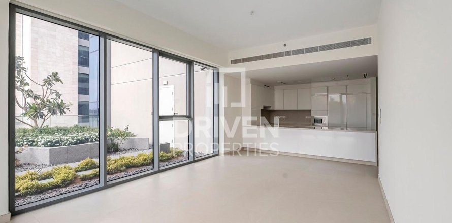 Apartment in Al Wasl, Dubai 3 bedrooms, 200 sq.m. № 19893