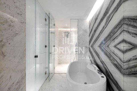 Penthouse in Business Bay, Dubai 2 bedrooms, 205 sq.m. № 19903 - photo 13