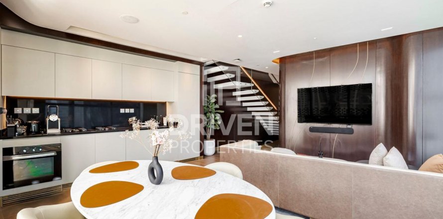 Penthouse in Business Bay, Dubai 2 bedrooms, 205 sq.m. № 19903