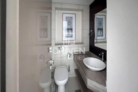 Apartment in DAMAC Towers by Paramount, Business Bay, Dubai 3 bedrooms, 162.02 sq.m. № 129626 - photo 11