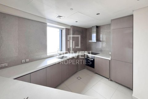Apartment in DAMAC Towers by Paramount, Business Bay, Dubai 3 bedrooms, 162.02 sq.m. № 129626 - photo 10