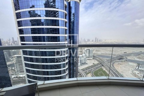Apartment in DAMAC Towers by Paramount, Business Bay, Dubai 3 bedrooms, 162.02 sq.m. № 129626 - photo 15