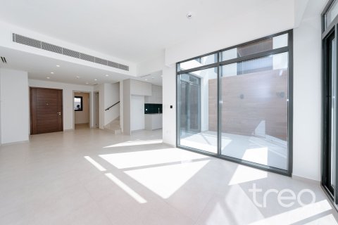 Adosado en Arabian Ranches 3, Dubai, 4 dormitorios, 276.76 m², № 138031 - foto 10
