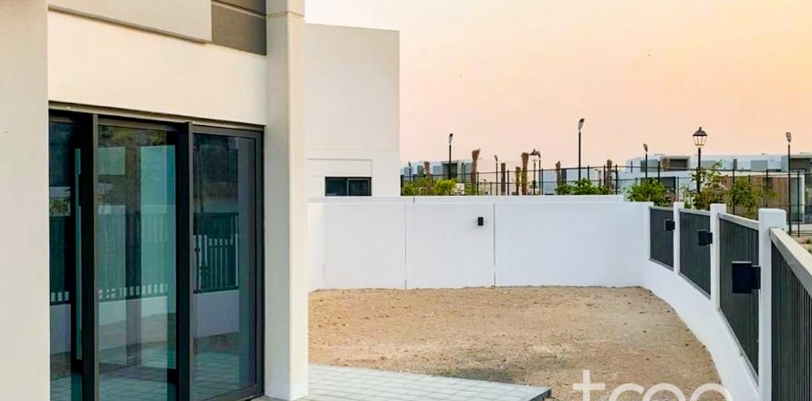 Townhouse in Villanova, Dubai Land, Dubai 4 bedrooms, 216.37 sq.m. № 138032