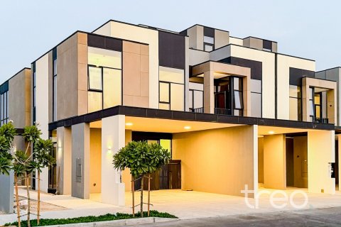 Villa in Mudon, Dubai 4 bedrooms, 229.28 sq.m. № 138028 - photo 4