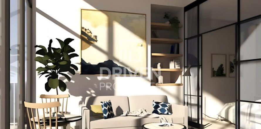 Apartamento en Motor City, Dubai, 3 dormitorios, 162 m², № 65208