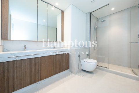 Apartment in Dubai Harbour, Dubai 2 bedrooms, 116.63971650 sq.m. № 110475 - photo 16