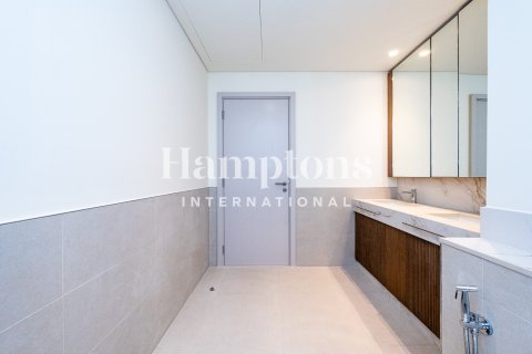 Apartment in Dubai Harbour, Dubai 2 bedrooms, 116.63971650 sq.m. № 110475 - photo 4
