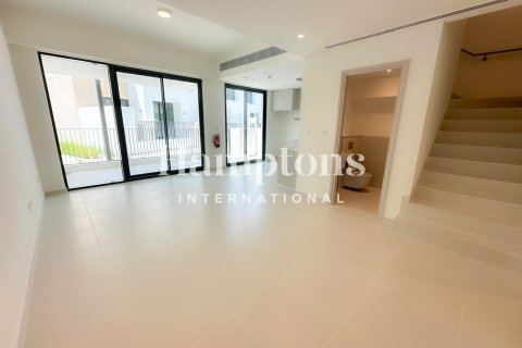 Townhouse in Arabian Ranches 3, Dubai 3 bedrooms, 126.72991133 sq.m. № 110476 - photo 11