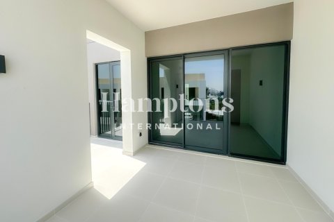 Townhouse in Arabian Ranches 3, Dubai 3 bedrooms, 126.72991133 sq.m. № 110476 - photo 4