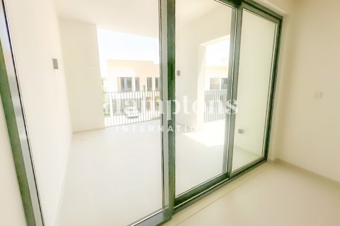 Townhouse in Arabian Ranches 3, Dubai 3 bedrooms, 126.72991133 sq.m. № 110476 - photo 7