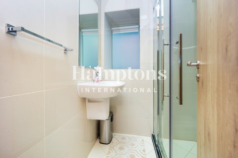 Apartment in The Address Dubai Marina, Dubai Marina, Dubai 1 bedroom, 89.86971705 sq.m. № 110478 - photo 15