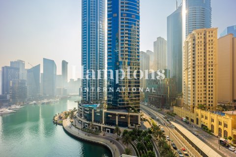 Apartment in The Address Dubai Marina, Dubai Marina, Dubai 1 bedroom, 89.86971705 sq.m. № 110478 - photo 8