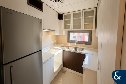 Купить квартиру в District 11, Джумейра Вилладж Серкл, Дубай: 2 спальни, 139м², № 74898 - фото 9