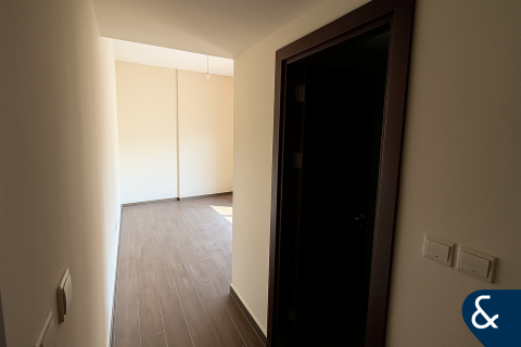 Купить квартиру в District 11, Джумейра Вилладж Серкл, Дубай: 2 спальни, 139м², № 74898 - фото 4