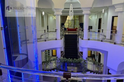 فيلا في Sector E, Emirates Hills, دبي 7 غرف نوم , 1723.7 م² رقم 9053 - صورة 3