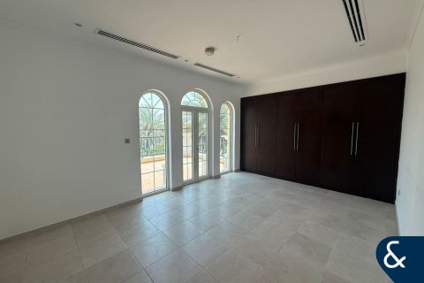Villa en Legacy, Jumeirah Park, Dubai, 3 dormitorios, 328 m², № 76732 - foto 5
