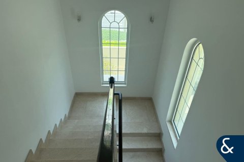 Villa en Legacy, Jumeirah Park, Dubai, 3 dormitorios, 328 m², № 76732 - foto 12