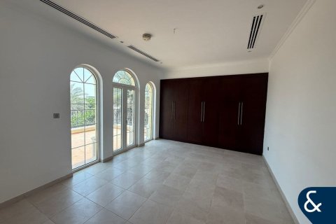 Villa en Legacy, Jumeirah Park, Dubai, 3 dormitorios, 328 m², № 76732 - foto 10