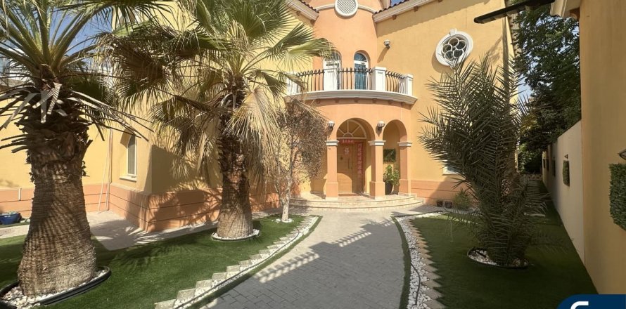 Villa en Legacy, Jumeirah Park, Dubai, 5 dormitorios, 509 m², № 76730