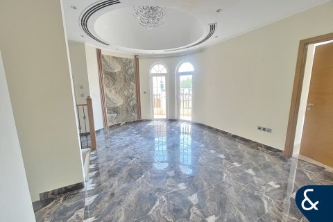 Villa en Legacy, Jumeirah Park, Dubai, 5 dormitorios, 509 m², № 76730 - foto 11