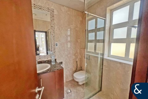 Villa en The Villa, Dubai, 5 dormitorios, 570 m², № 76728 - foto 21