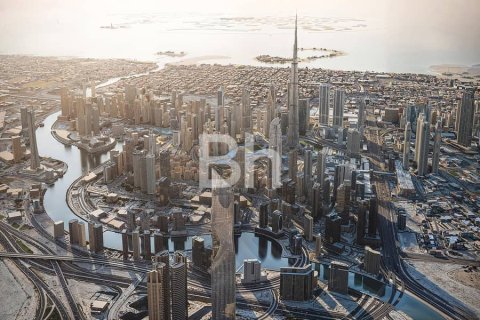 Apartment in Business Bay, Dubai 4 bedrooms, 246 sq.m. № 21337 - photo 17