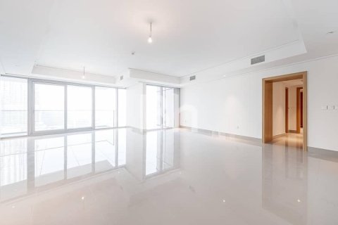 Apartment in Downtown Dubai (Downtown Burj Dubai), Dubai 3 bedrooms, 237 sq.m. № 21343 - photo 2