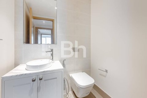 Apartment in Downtown Dubai (Downtown Burj Dubai), Dubai 3 bedrooms, 237 sq.m. № 21343 - photo 15