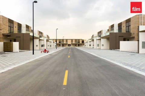 Villa in Dubai 4 bedrooms, 293.8 sq.m. № 83505 - photo 27