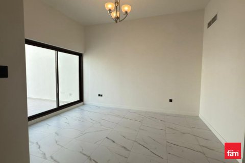 Villa in Dubai 4 bedrooms, 293.8 sq.m. № 83505 - photo 8