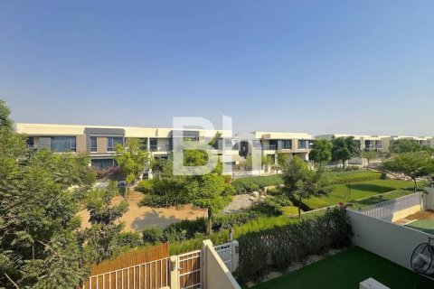 Maison de ville à Dubai Hills Estate, Dubai, 4 chambres, 202 m², № 57670 - photo 2
