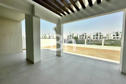 Townhouse in Arabian Ranches 3, Dubai 5 bedrooms, 509 sq.m. № 57671 - photo 3