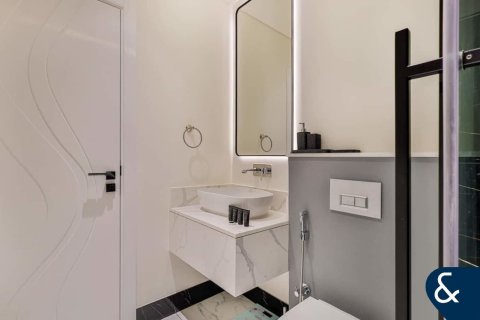 Apartamento en Business Bay, Dubai, 1 dormitorio, 107 m², № 74990 - foto 6