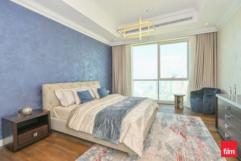 Apartment in Dubai 5 bedrooms, 566.7 sq.m. № 115007 - photo 15