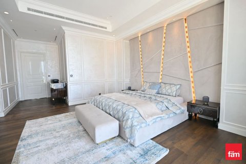 Apartment in Dubai 5 bedrooms, 566.7 sq.m. № 115007 - photo 17