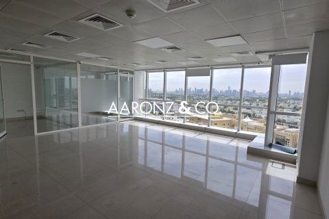 Bureau à Jumeirah Lake Towers, Dubai, 102 m², № 100481 - photo 4