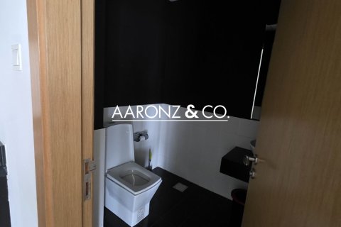 Bureau à Jumeirah Lake Towers, Dubai, 102 m², № 100481 - photo 13